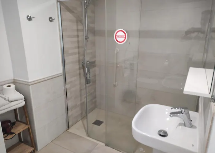 In First Line Apto 4-6 Apartament *