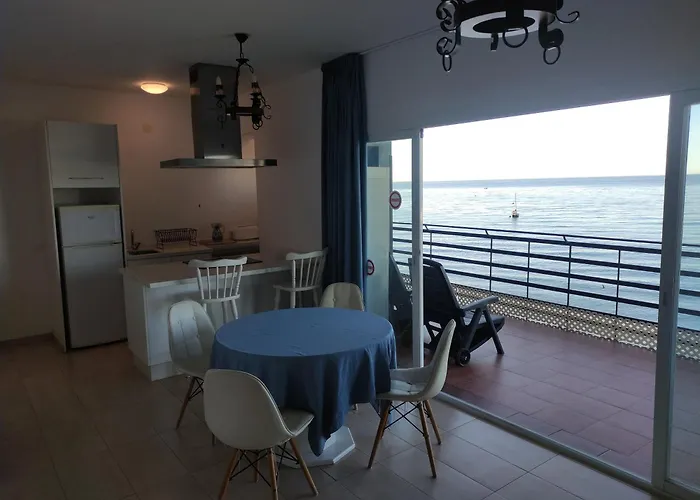 Apartament In First Line Apto 4-6