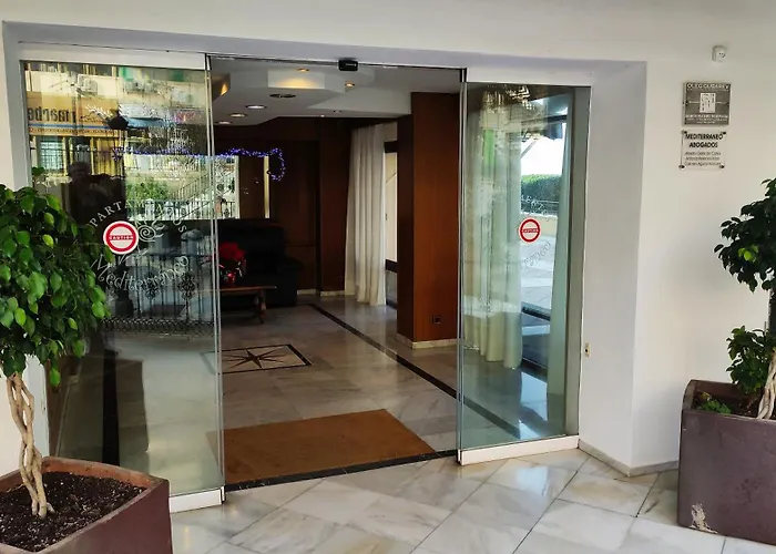 Apartament In First Line Apto 4-6 Marbella