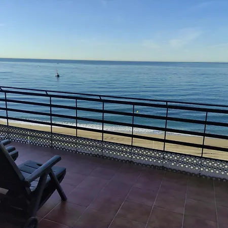 Apartment In First Line Apto 4-6 *