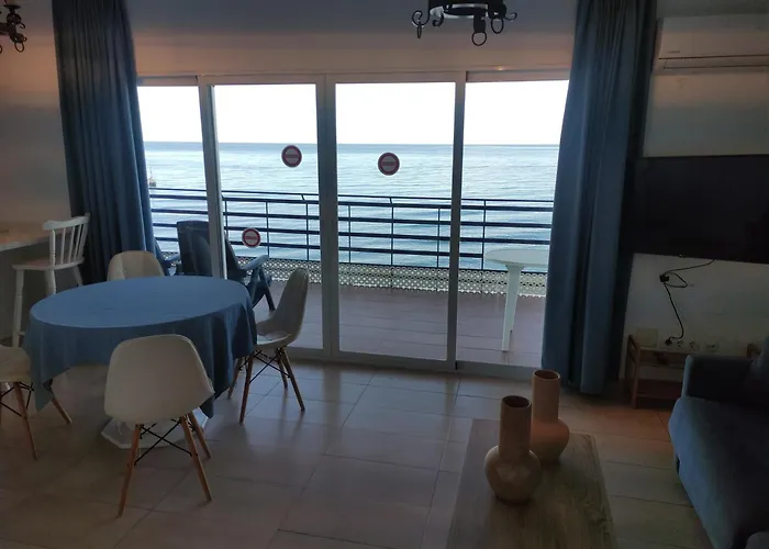 Apartamento In First Line Apto 4-6 *